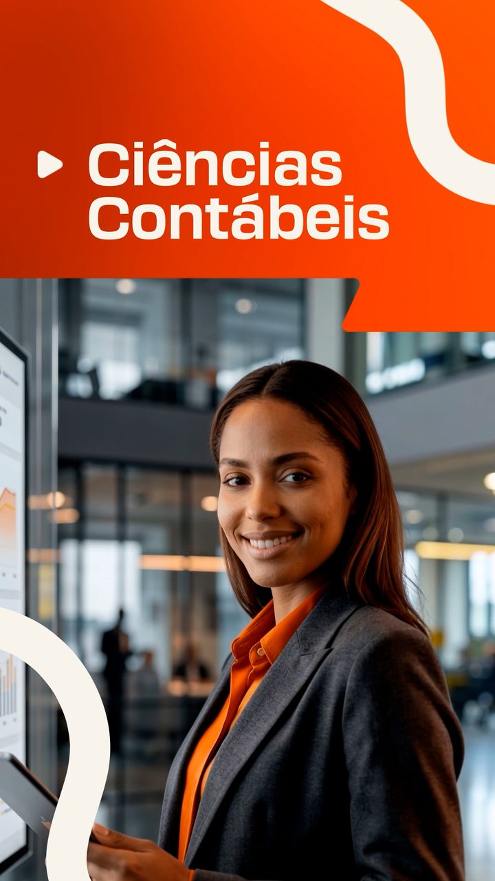 Profissional sorrindo em escritório, peça vertical do curso de Ciências Contábeis