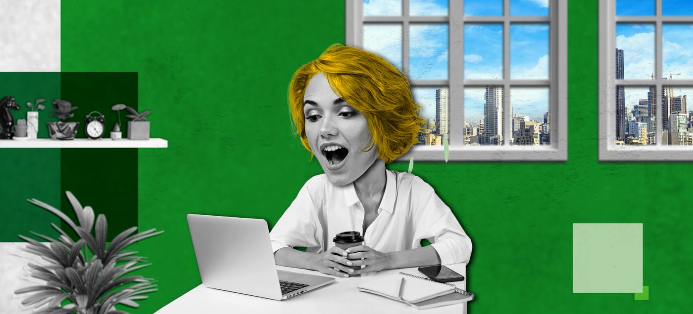 Motion graphics em colagem com colaboradora surpresa diante do notebook em escritório verde
